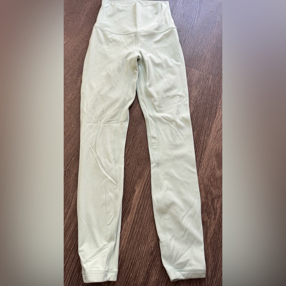 Light Lululemon Leggings